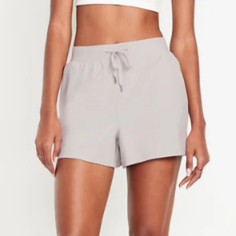 High-Waisted PowerSoft Shorts (Color Moondoggie)